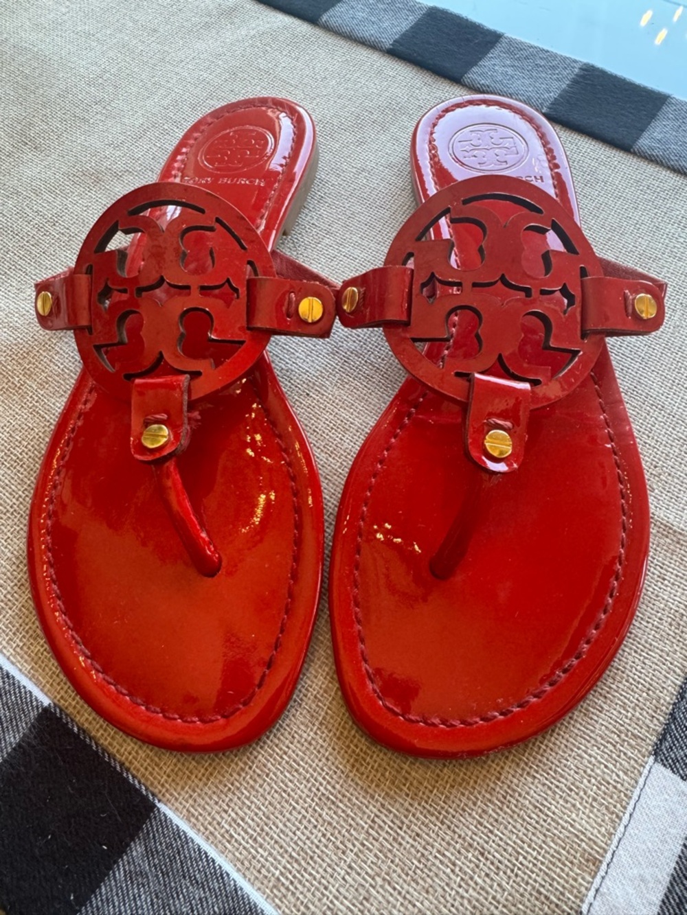 Tory Burch Red Patent Miller Logo Thong Sandals 7.5